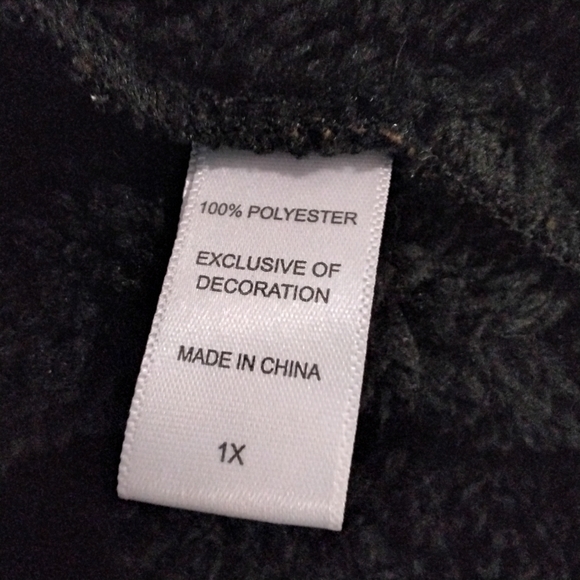 Cuddl Duds Shacket 🌱 - Picture 3 of 4